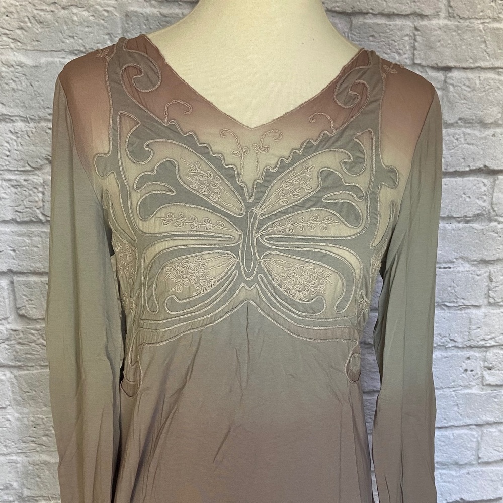 Sundance Butterfly Embroidered Top Size M